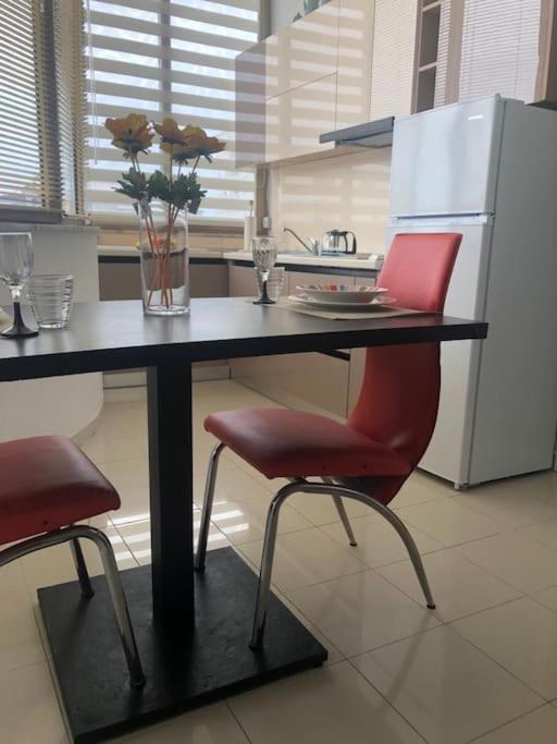 Cozy 1-Bedroom Flat, Beachside Durrës Extérieur photo